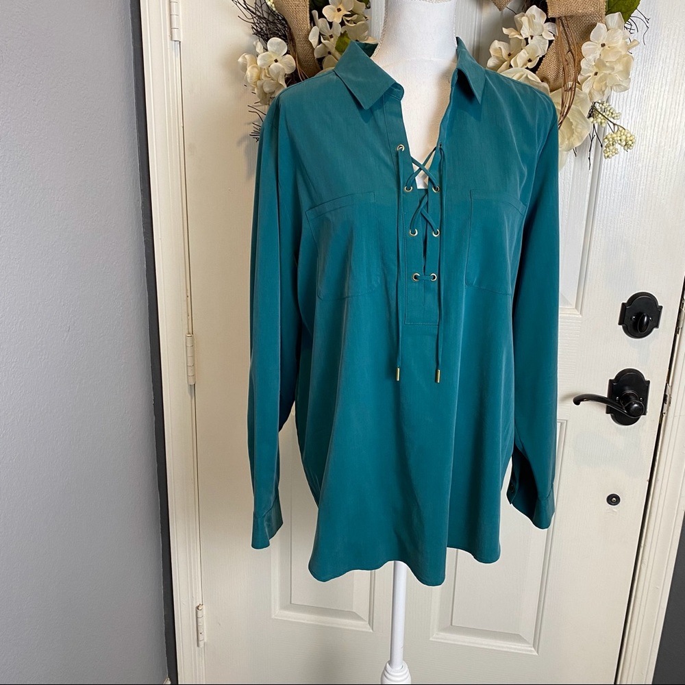 Chico’s Lace Up Tunic Top, Size 3